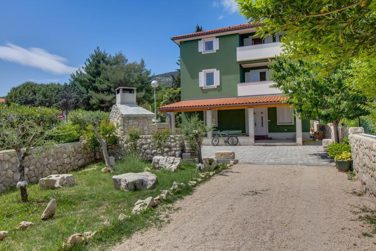 Apartments And Rooms By The Sea Nerezine, Losinj - 11815 Екстер'єр фото